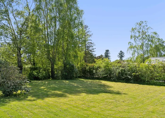 Сasa de vacaciones Lovely Secluded In